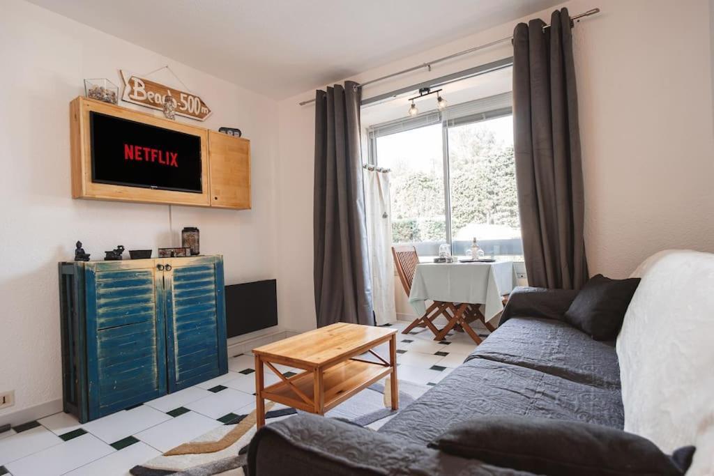 Apt Neuf 300M Plage Netflix Saint-Raphael  Exterior photo